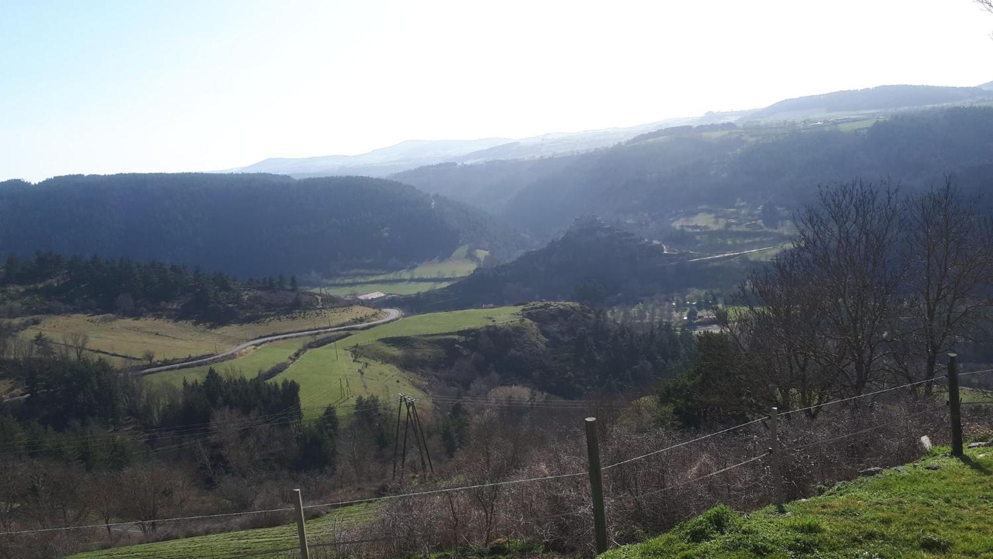 Le Petit Chalet Du Macquart P.O.A. Ranch, 2 A 3 Pers, Saint-Martin-de-Fugeres エクステリア 写真